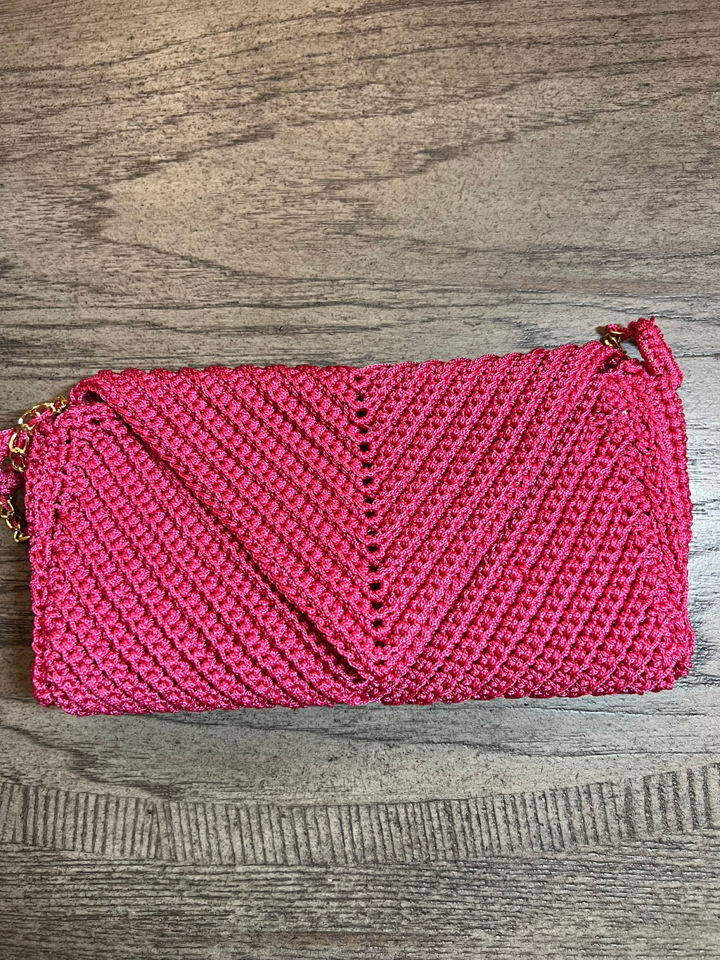 Pink Macrame Crossbody Bag with Gold Chain Strap
