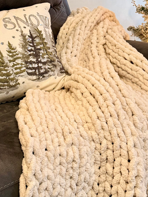 Super Chunky Finger Knit Blanket – Handcrafted by Y Knot Yarnery