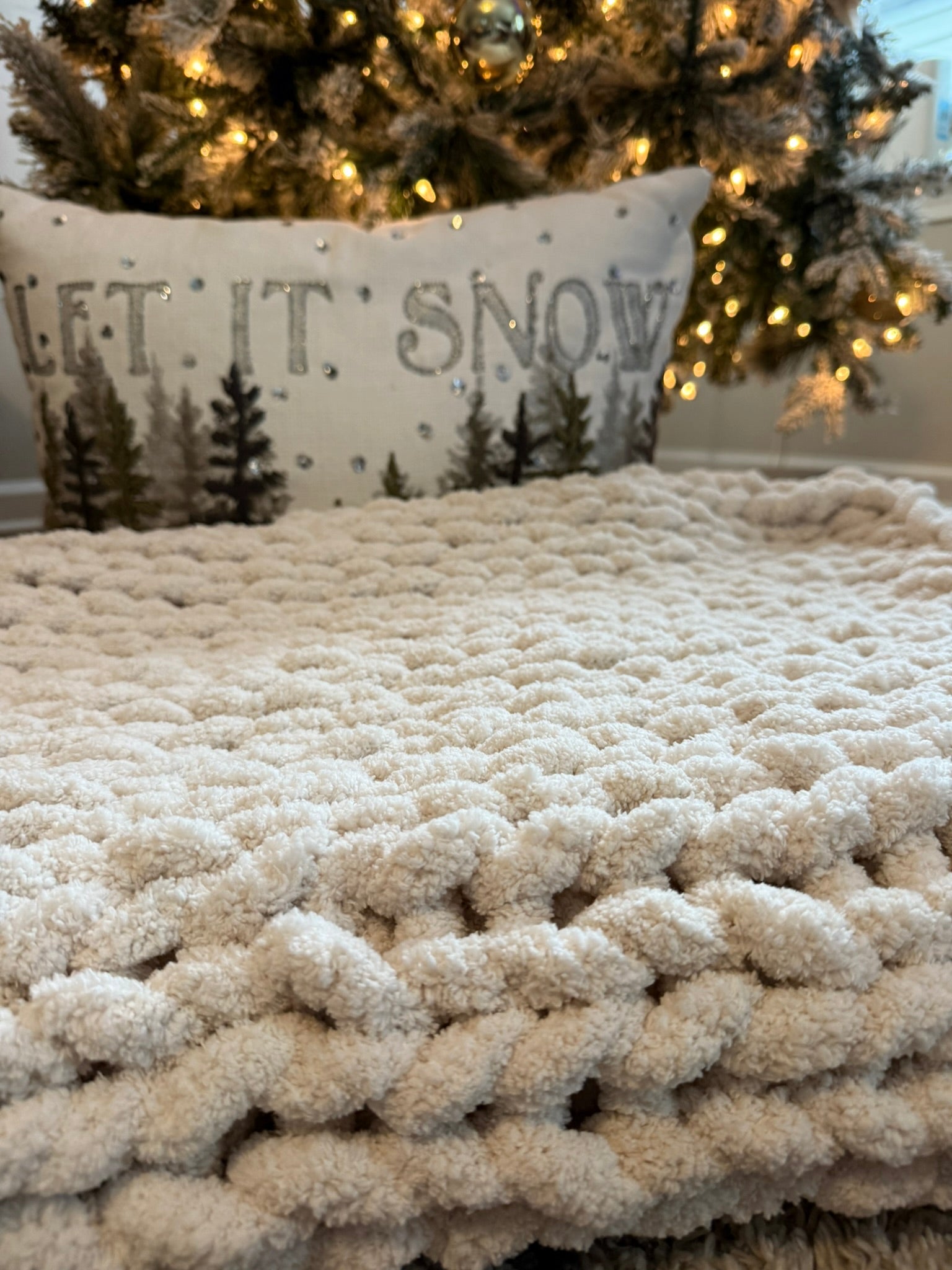 Super Chunky Finger Knit Blanket – Handcrafted by Y Knot Yarnery